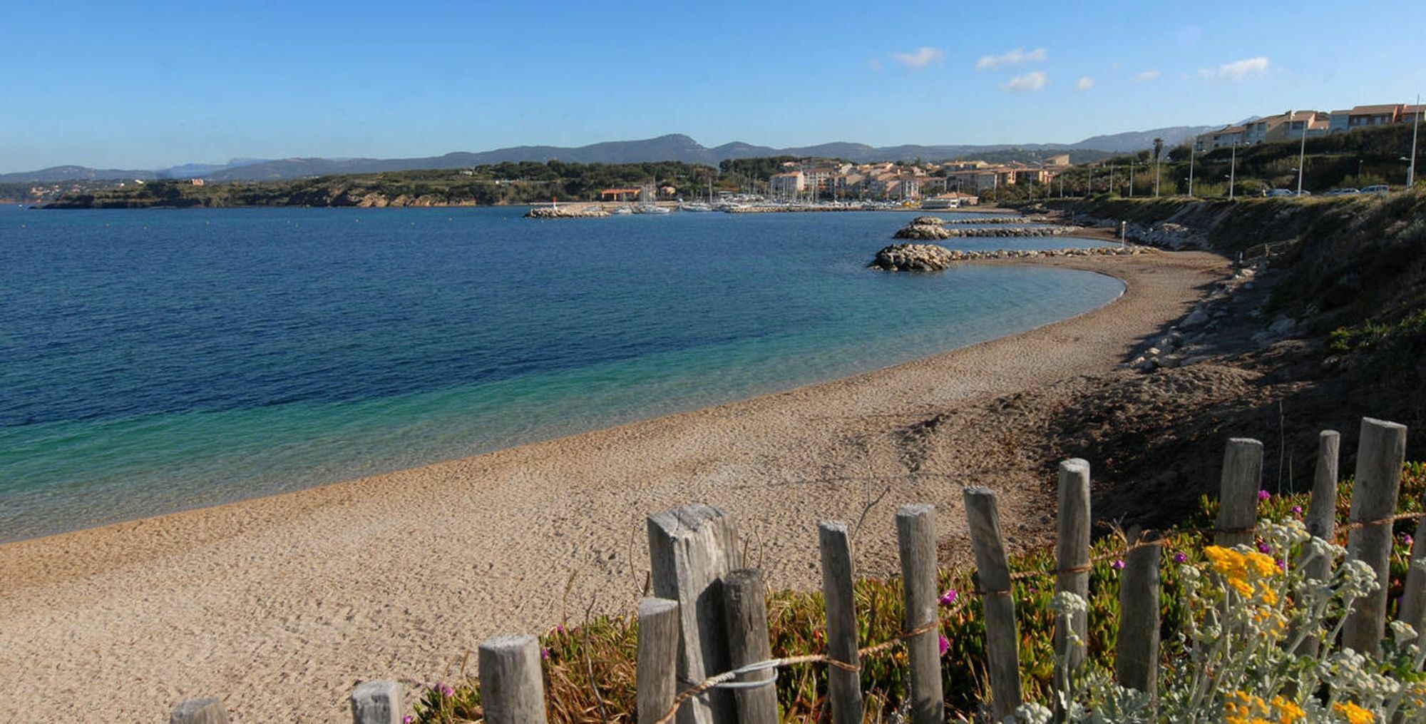 Ibis Toulon La Seyne Sur Mer Bagian luar foto